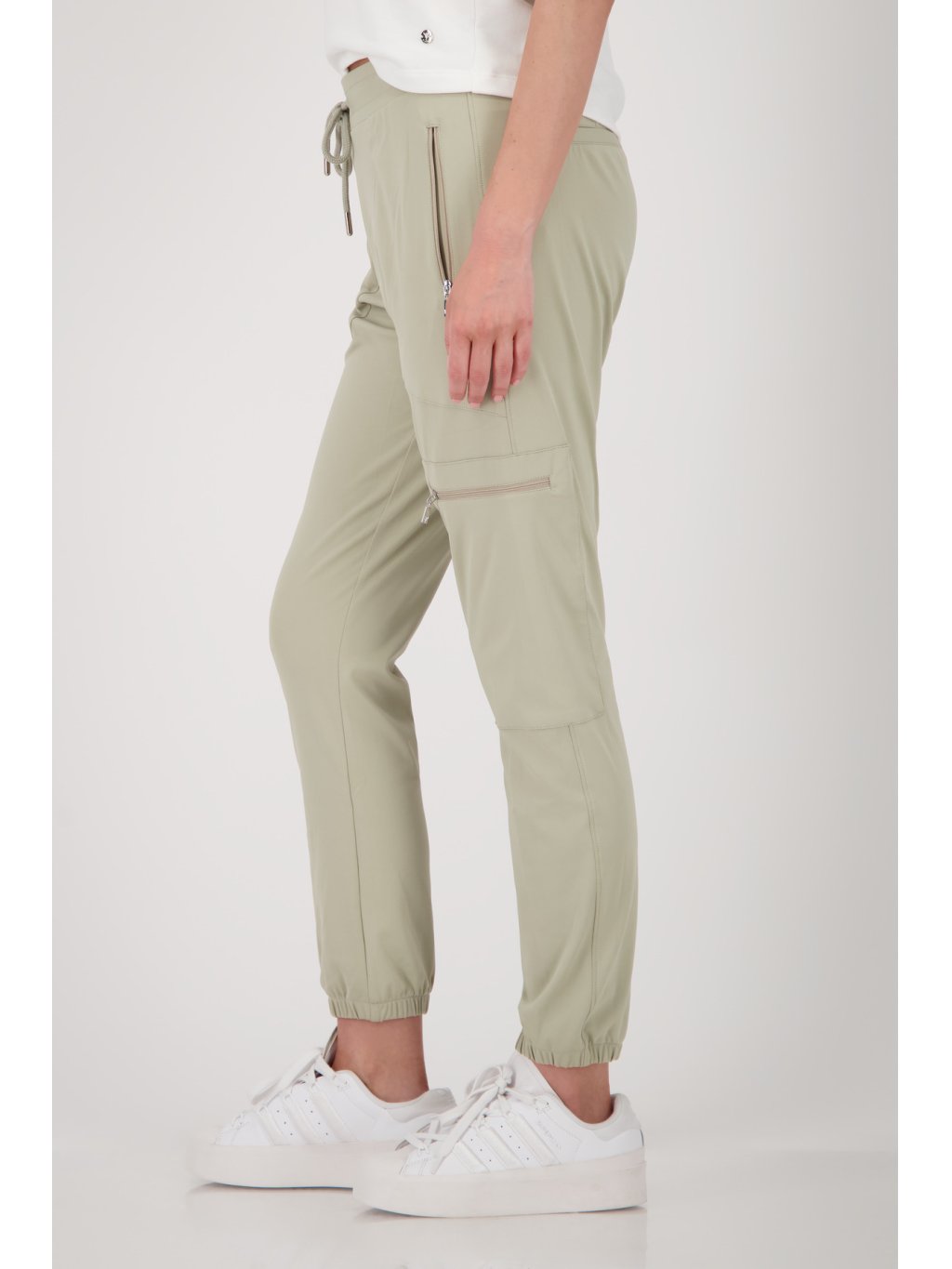Kalhoty Monari 9590 světle zelené v cargo stylu