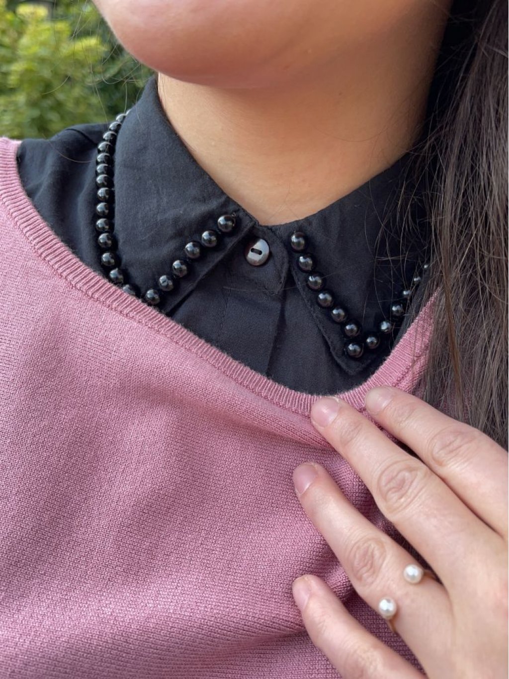 Plastron Kyra Beaded collar černý s perličkami