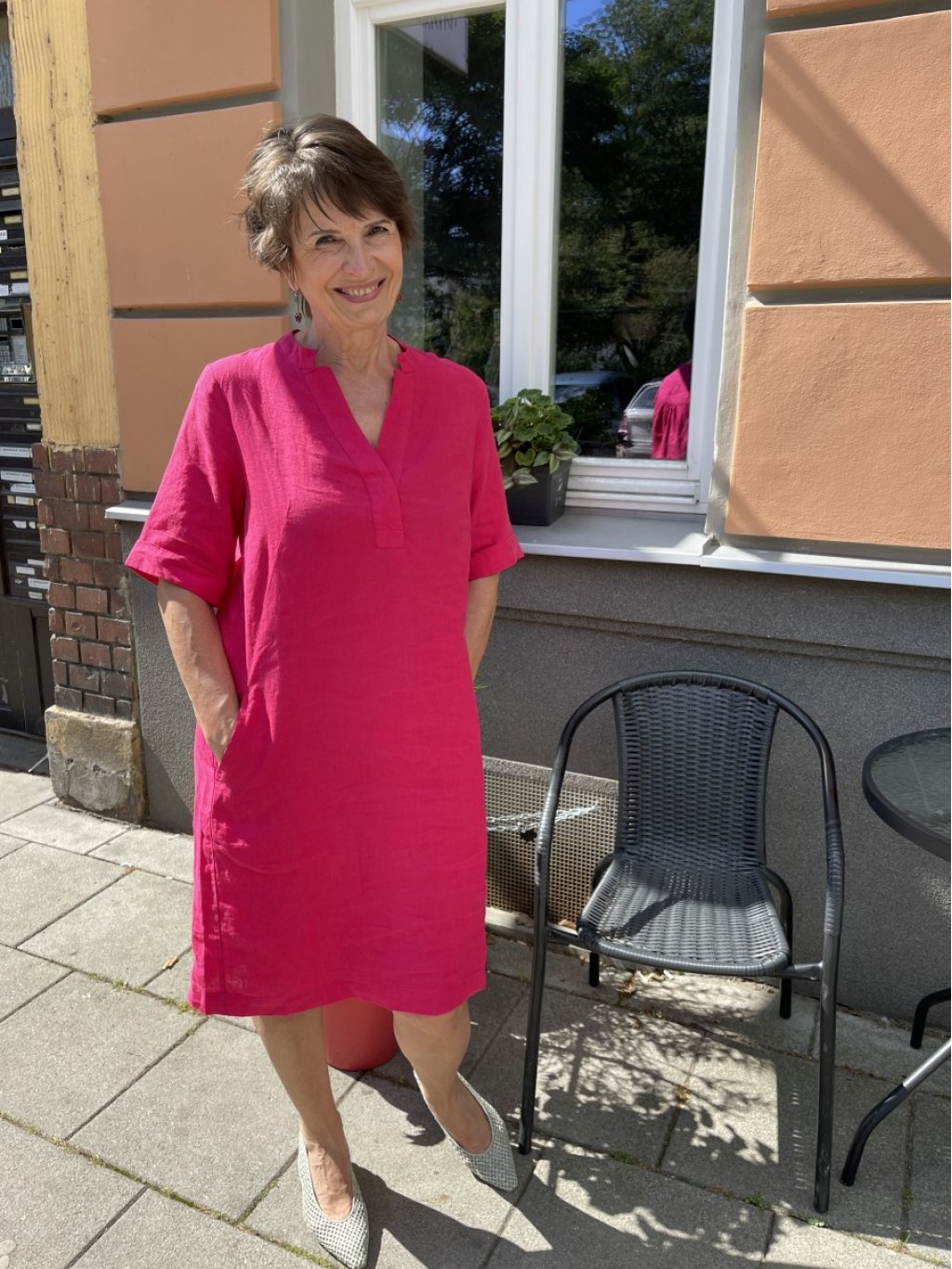 Šaty Kyra Maddie růžové lněné minimalismus