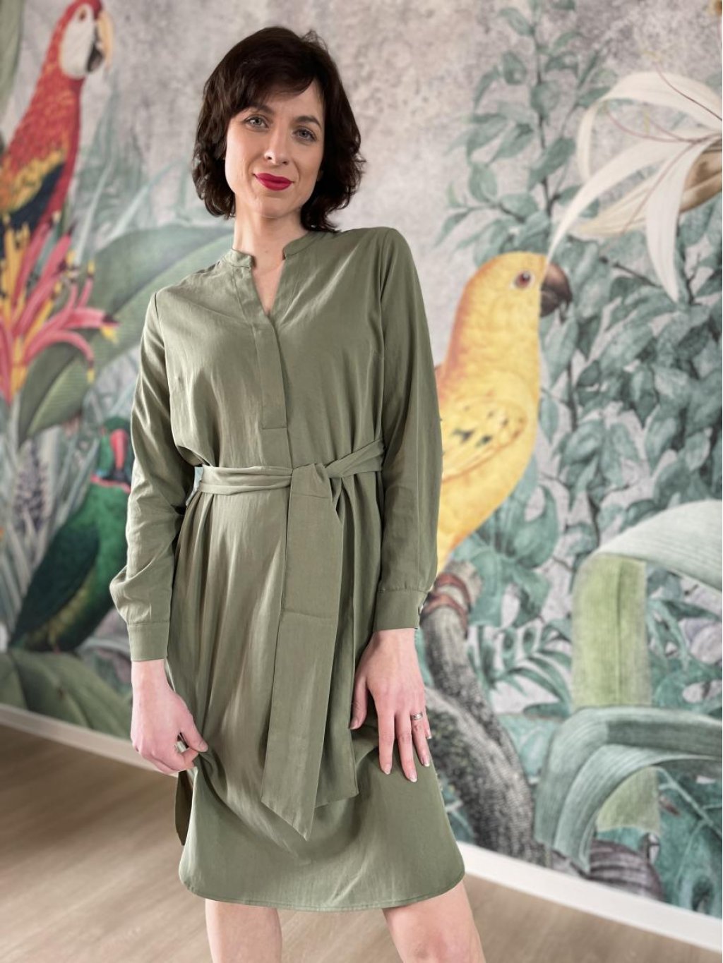 Šaty Kyra Nina olivově zelené