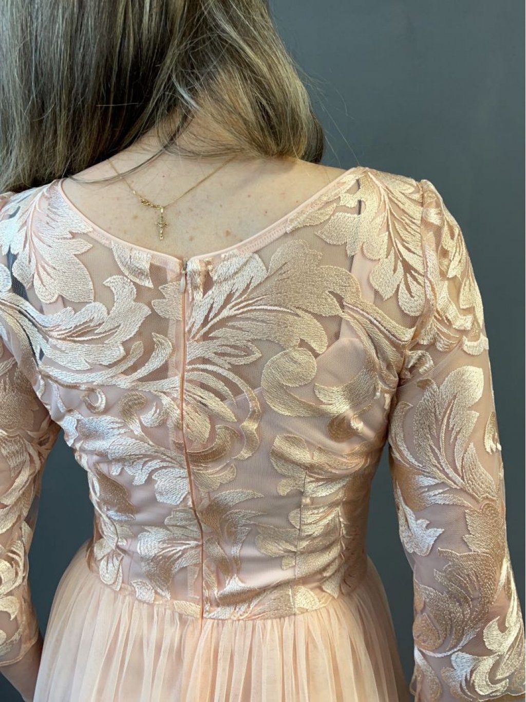 Šaty Marselini 1740 růžové dlouhé s krajkou