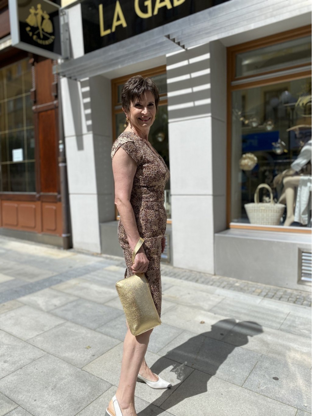 Šaty Marselini bronzové luxusní krajka