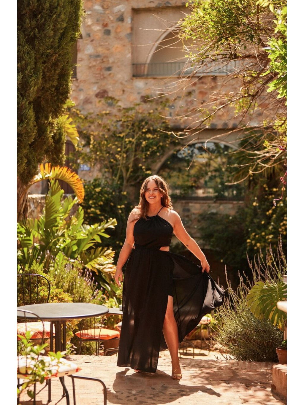 Šaty Tova Leyla černé dlouhé luxusní