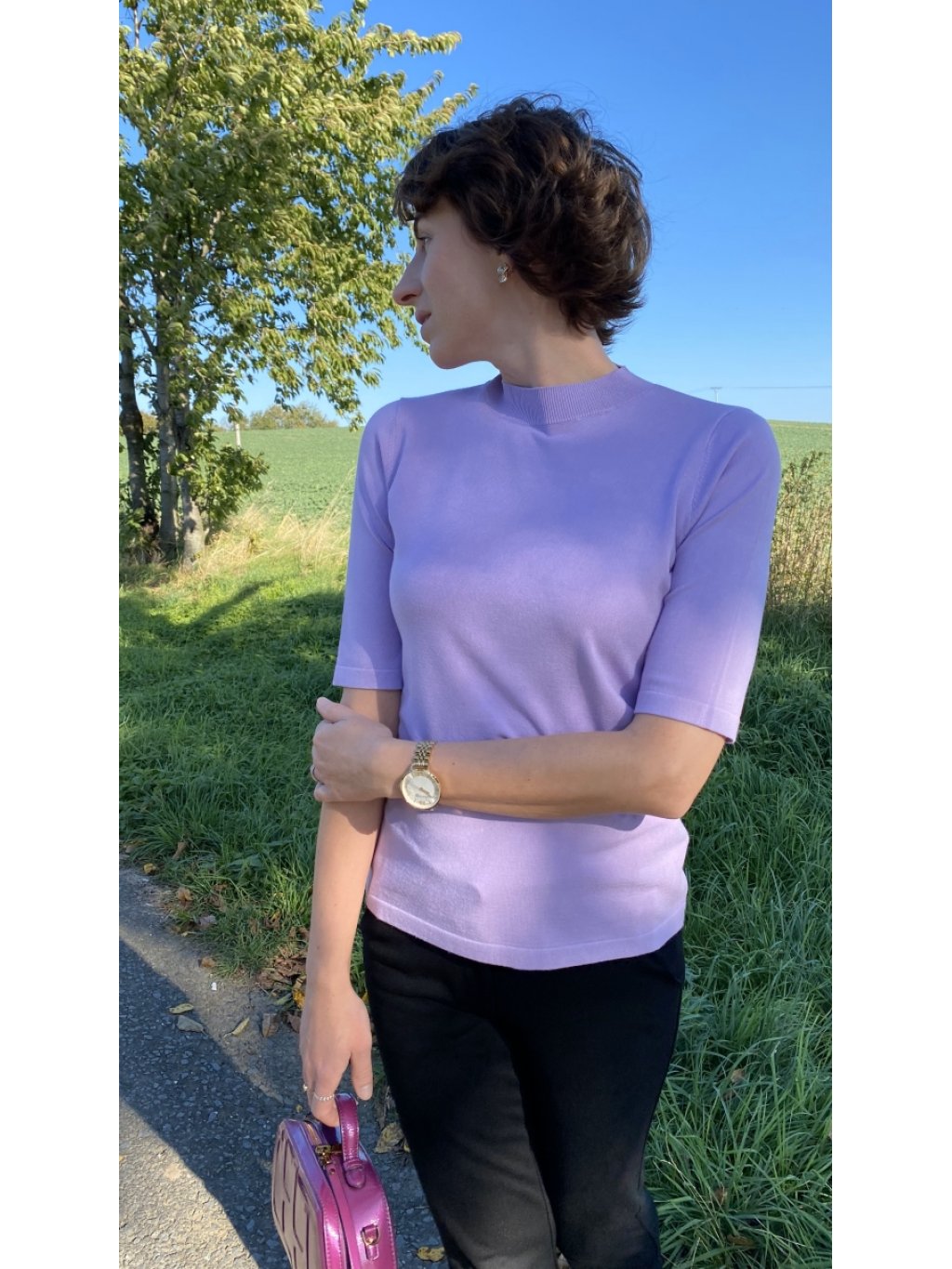 Svetr Kyra Flynn fialový se stojákem a krátkým rukávem