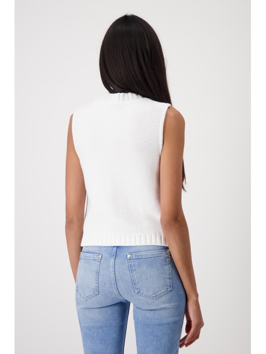 Top Monari 0020 bílý úpletový ve stylu vesty