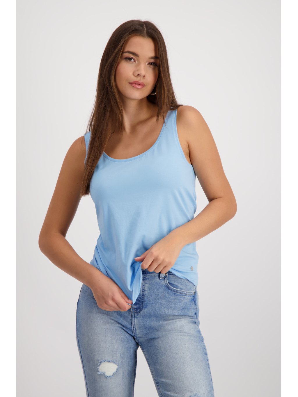 Top Monari 9156 světle modrý basic na široká ramínka