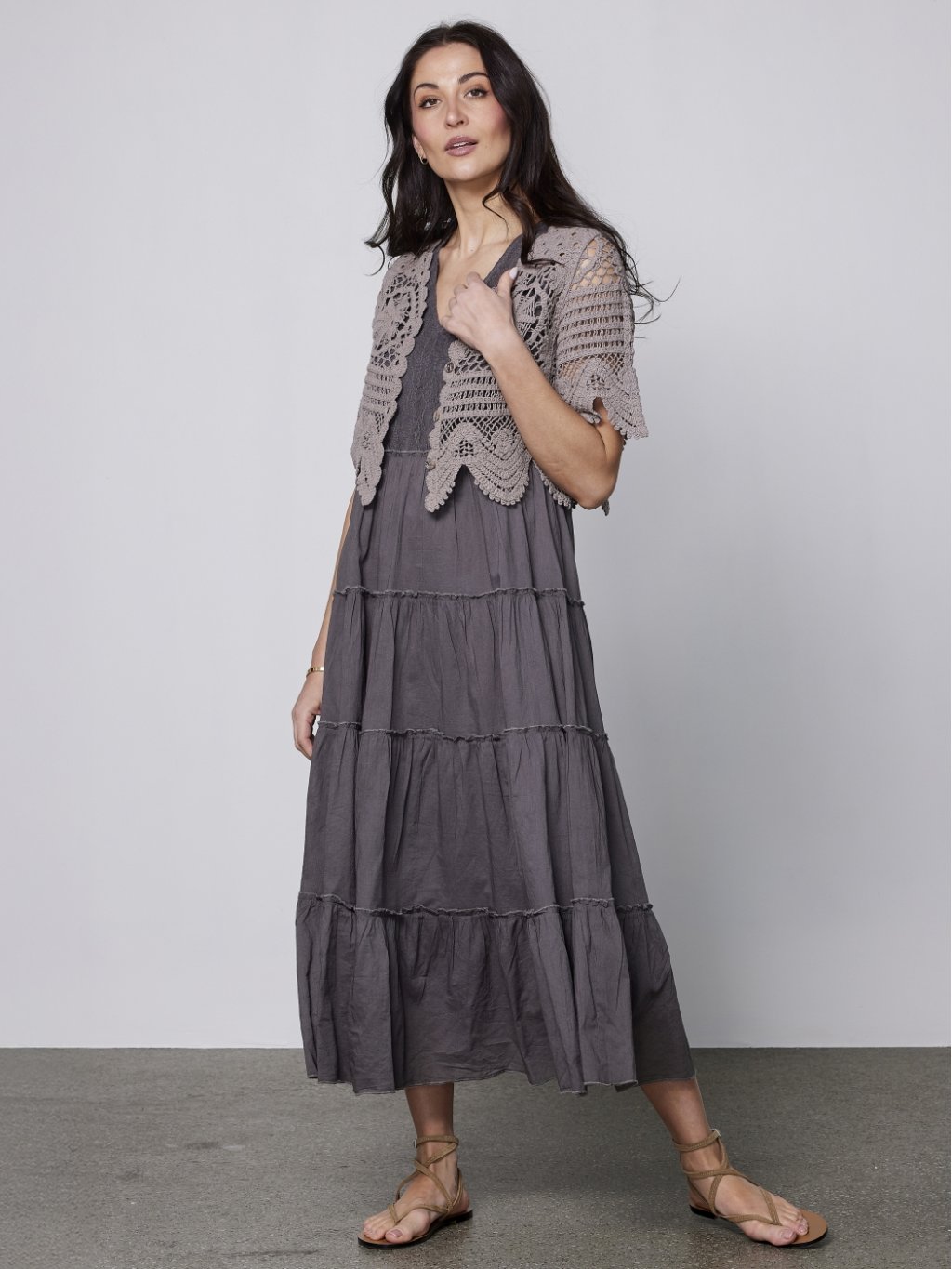 Top Nu Denmark 8419-65 šedobéžový háčkovaný 