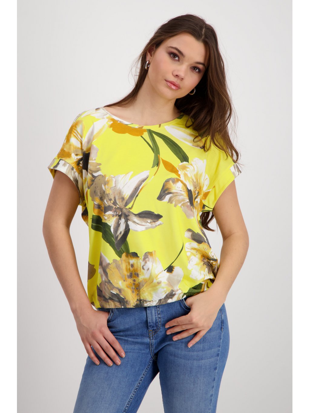 Tričko Monari 8537 žluté s květy v béžové
