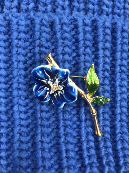 Brož Dublon modrá květina