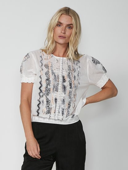 Halenka NU Denmark 7606-50 bílá s pomerančovou výšivkou