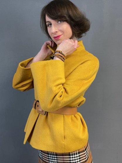 Kabát Carla Ponti žlutý s angorou krátký
