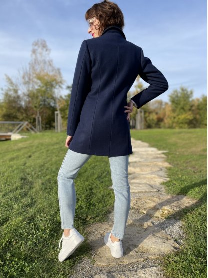 Kabát La Gabriella 5338-425 tmavě modrý krátký styl blazer
