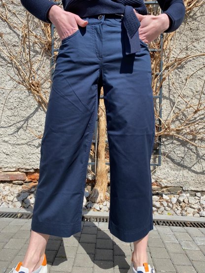 Kalhoty Atelier Gardeur tmavě modré rozšířené