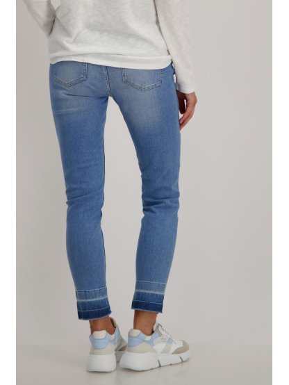Kalhoty Monari 6418 světle modré džíny s aplikacemi