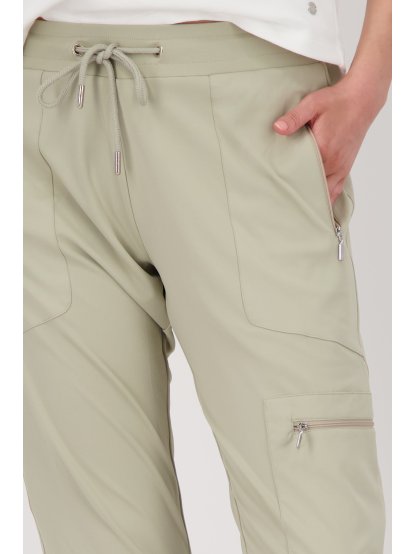 Kalhoty Monari 9590 světle zelené v cargo stylu