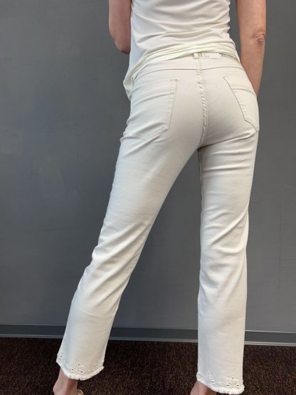 Kalhoty Para Mi Kim lomená bílá s krajkou 