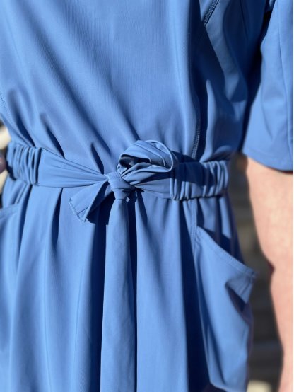 Šaty Esqualo 5017 modré s puff rukávem
