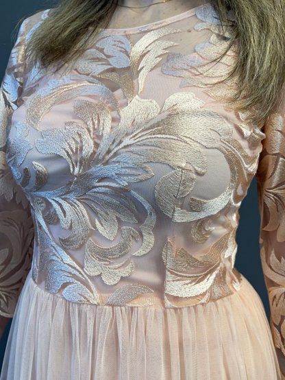 Šaty Marselini 1740 růžové dlouhé s krajkou