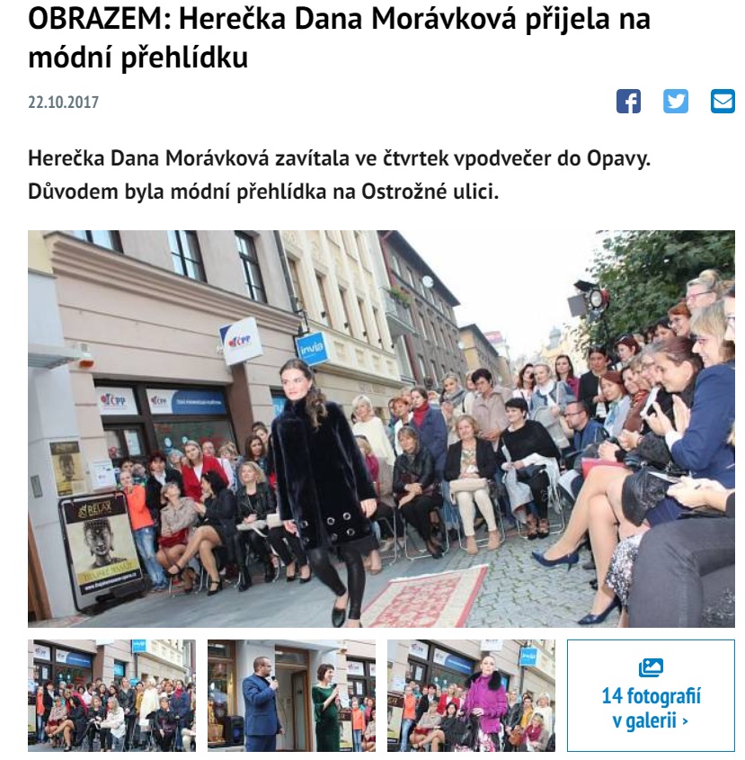 Herečka Dana Morávková přijela na módní přehlídku