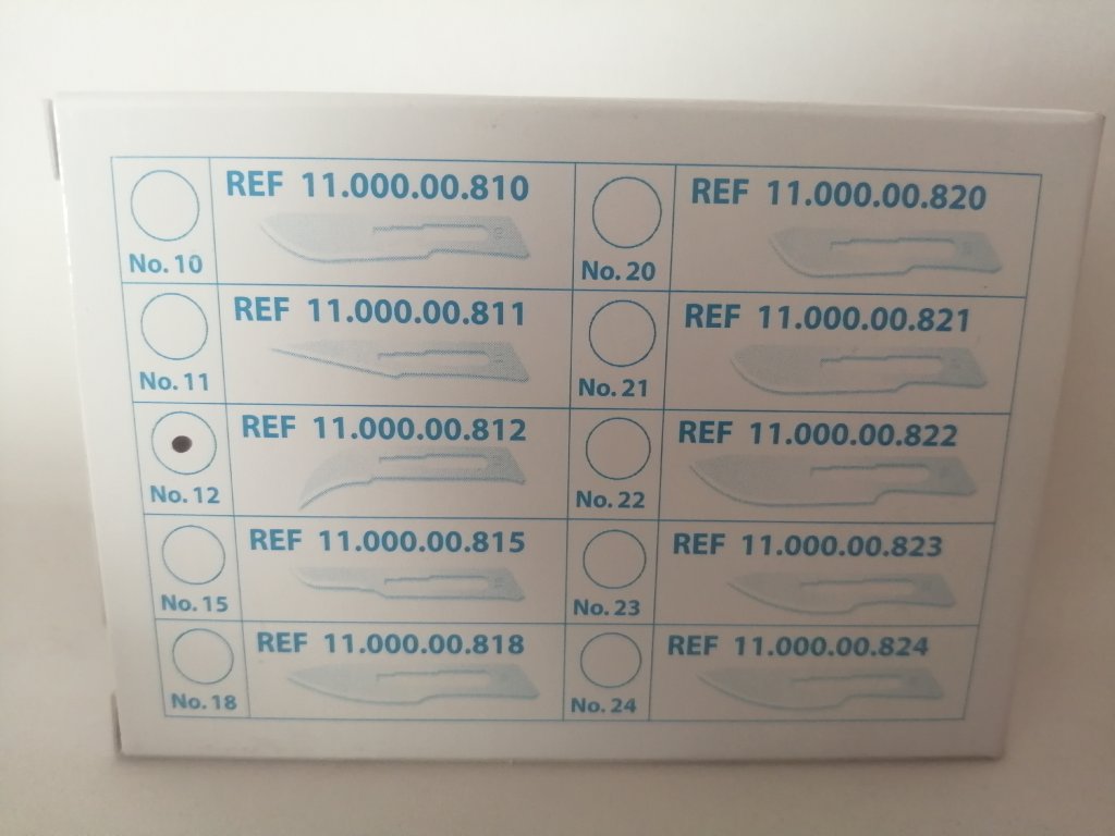 Čepelka skalpelová Prazisa č. 12 /100 ks/