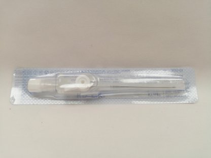 Intravenózní katetr KDM s křidélky a portem G 17 1,5 x 45mm bílý