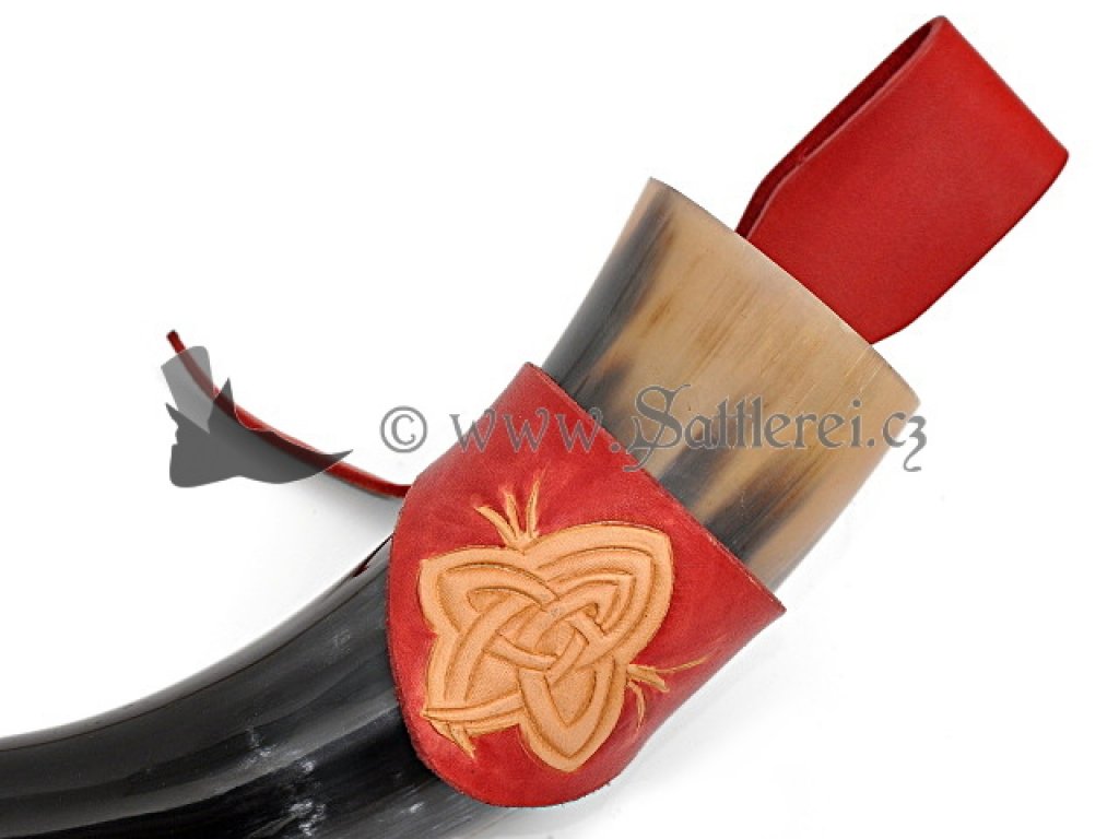 Drinking horn holder decorated