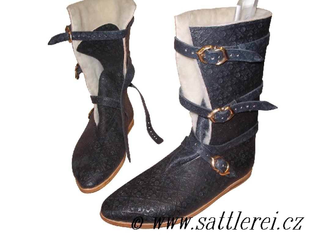 Mittelalterliche gotische Schuhe