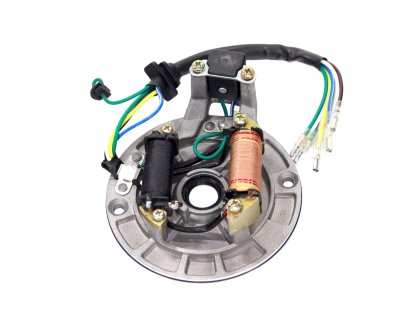 ZAPALOVACÍ APARÁT STATOR CROSS 125 2 CÍVKY TZ MOTOR HORIZONTÁLNÍ S OZNAČENÍM 139FMB, 147FMD, 152FMH, 154FMI VYSKYTUJÍCÍ SE V ATV ČÍNSKÉ ČTYŘKOLKY, MOPEDY STREET, CROSS, CHOPPER