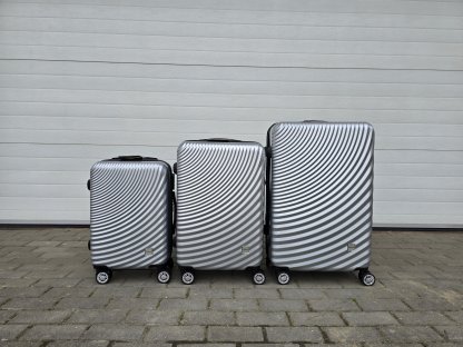 sada skořepinových cestovních kufrů 3 - stříbrná II.