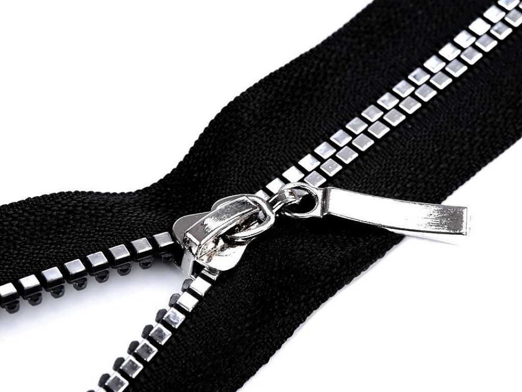 Kostěný zip šíře 5 mm, délka 40 cm, čtvercové zuby - černá/stříbrná