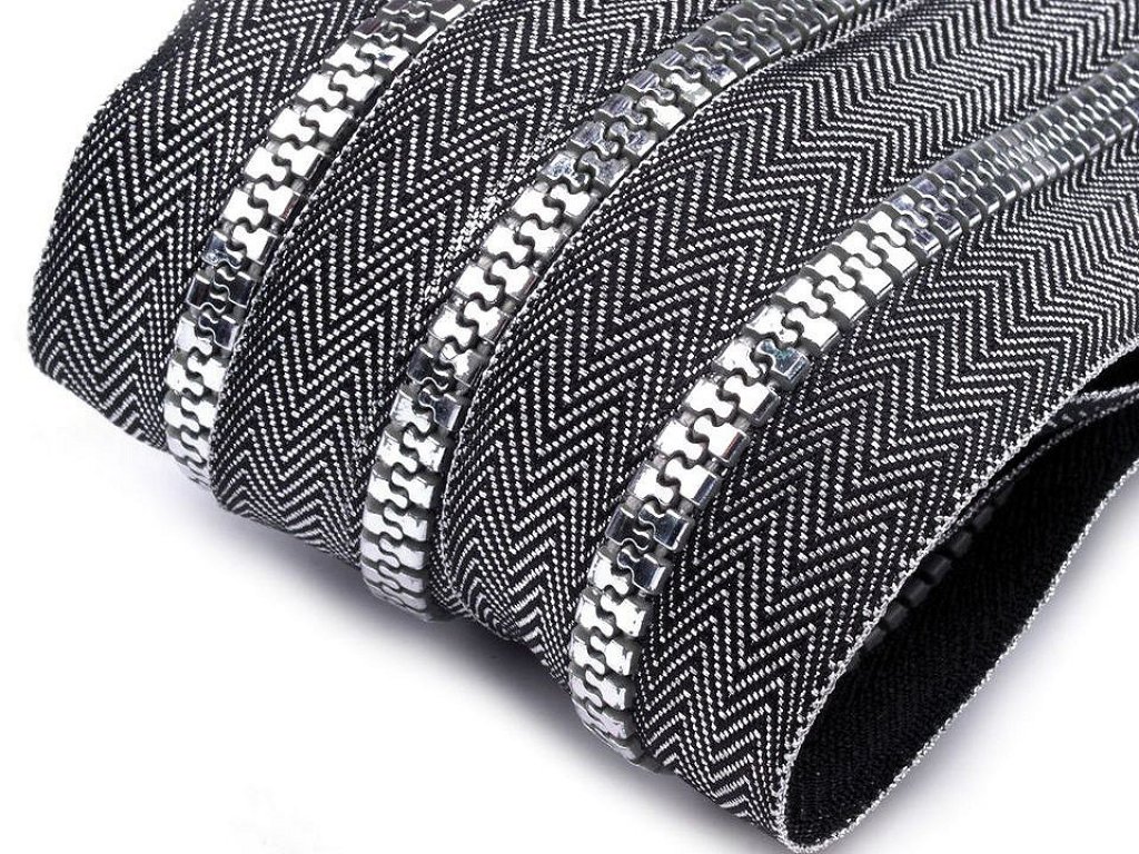 Nekonečný zip kostěný 5 mm - černostříbrný - 1 m