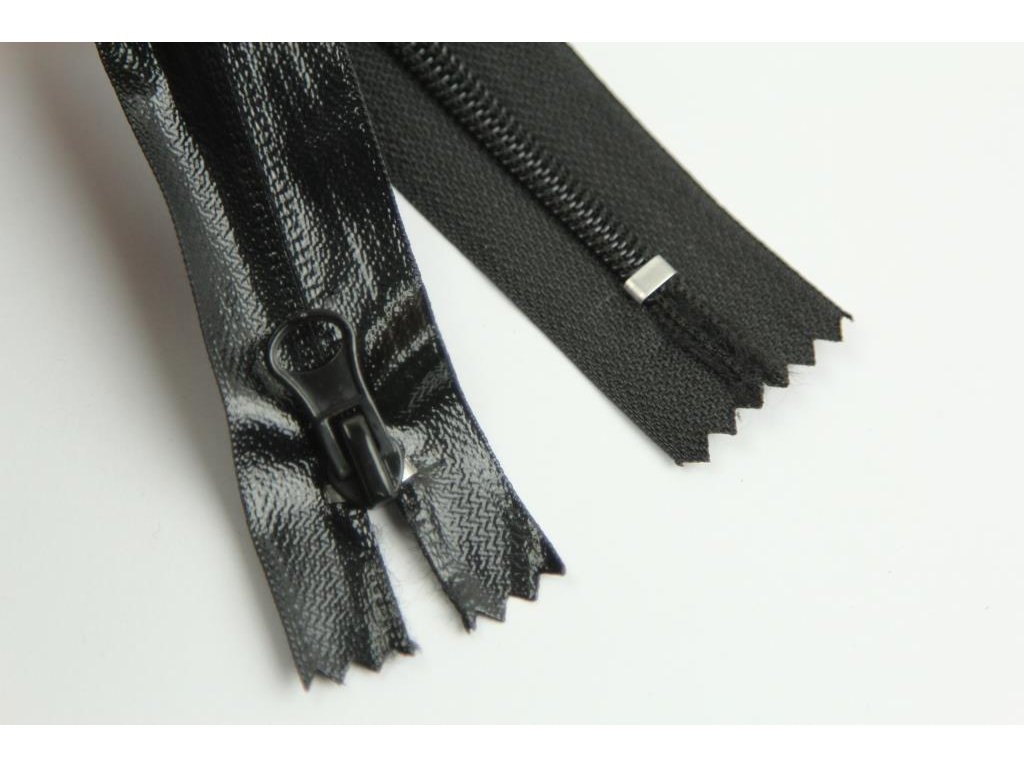 Voděodolný spirálový zip - 65 cm