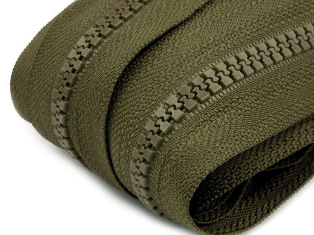 Zip kostěný 5 mm metráž - zelená khaki