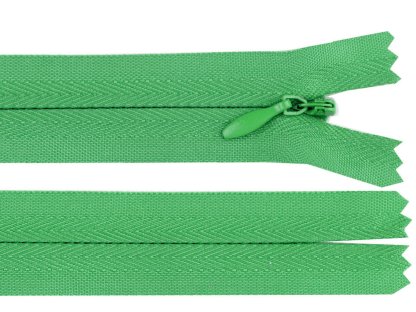 Skrytý spirálový zip šíře 3 mm, délka 20 cm - zelená