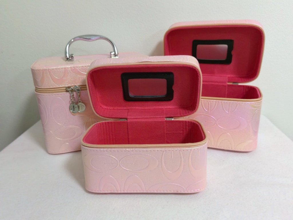 Kosmetický kufřík - set 3 kusů, světle růžový s duhovým odleskem