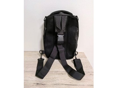 Pánská crossbody taška přes rameno / batoh s USB portem 3056
