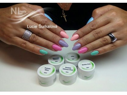 UV, LED barevný gel Barbie Pink 5ml