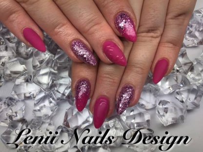 UV, LED barevný gel DEEP PINK