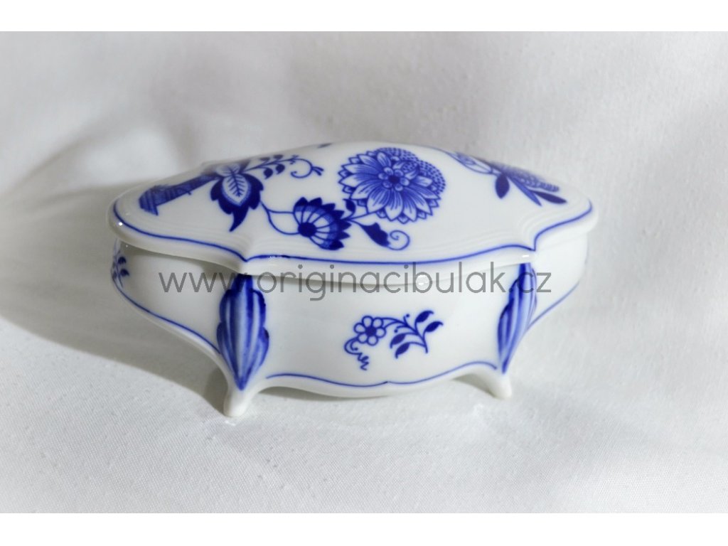 Zwiebelmuster  Box Hana, Original Bohemia Porcelain from Dubi