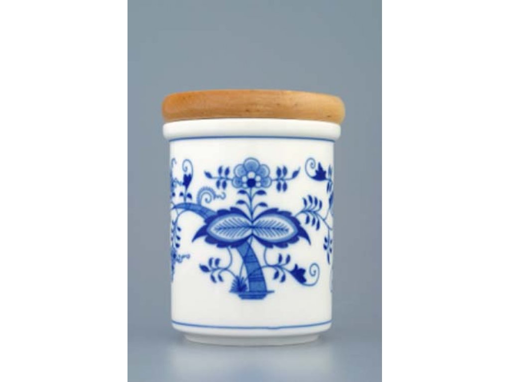 Zwiebelmuster Container B with Wooden Cover Medium, Original Bohemia Porcelain from Dubi