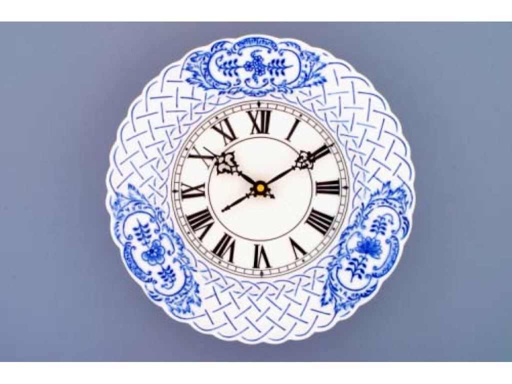 Cibulák Hodiny reliéfní se strojkem 24 cm originální cibulákový porcelán Dubí, cibulový vzor,