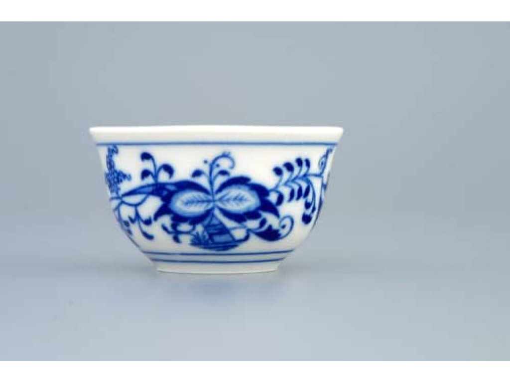 Cibulák kalíšek saké s tiskem uvnitř 0,04 l originální cibulákový porcelán Dubí cibulový vzor