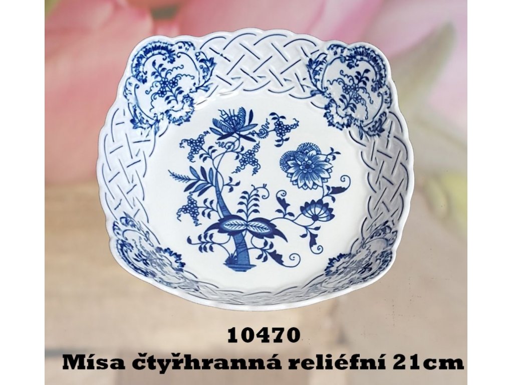 Zwiebelmuster Dish Square Perforated 21cm, Original Bohemia Porcelain fromDubi