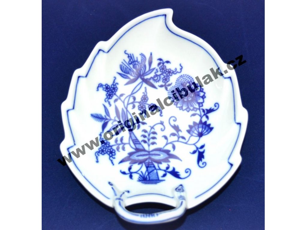 Zwiebelmuster  Leaf Dish 15cm, Original Bohemia Porcelain from Dubi
