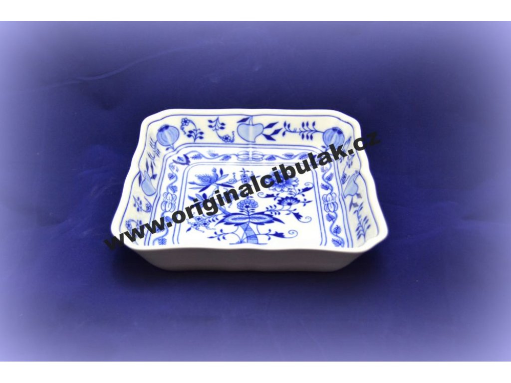 Zwiebelmuster Salad Dish Square 21cm, Original Bohemia Porcelain from Dubi