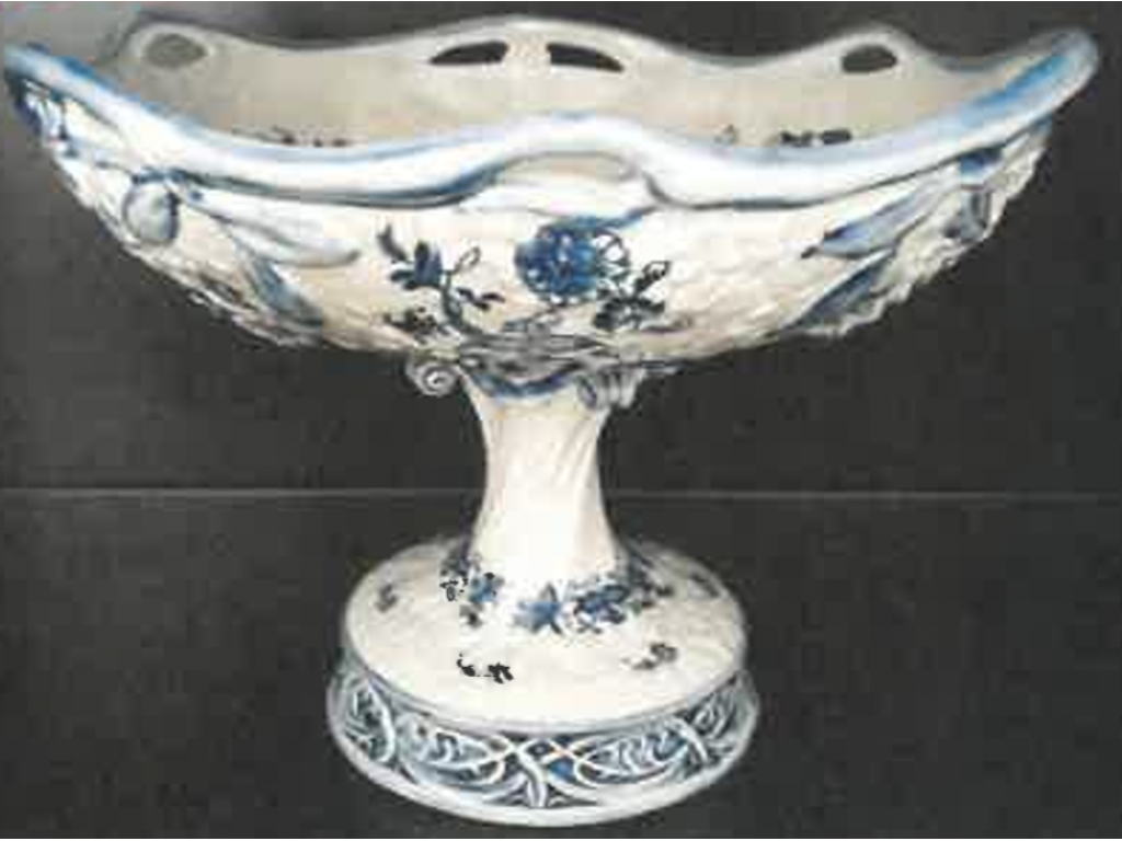 Cibulák Mísa secesní na noze  25 cm originální cibulákový porcelán Dubí, cibulový vzor