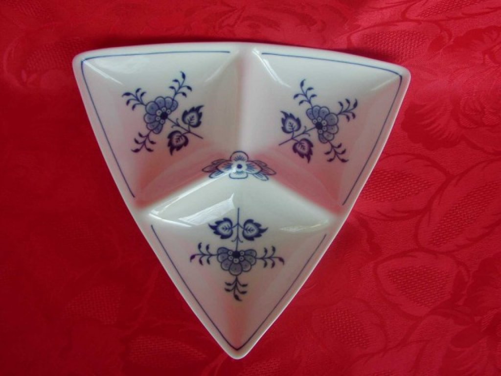 Cibulák miska Trina třídílná malá 20,3 cm originální cibulákový porcelán Dubí, cibulový vzor,