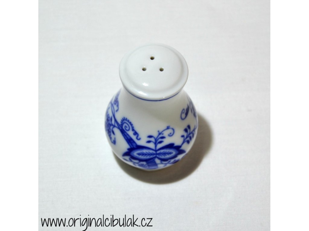 Zwiebelmuster Pepper Shaker 7.5cm, Original Bohemia Porcelain from Dubi