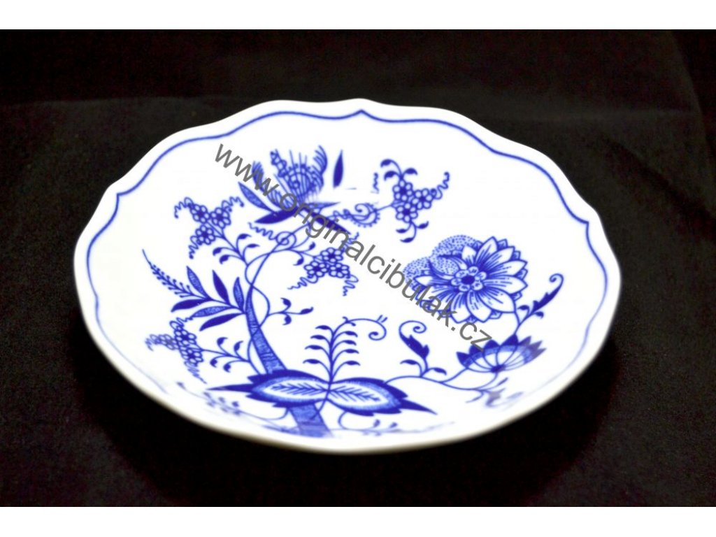 Zwiebelmuster Sale 50% off Cup B+ Coaster B 0.20L + 14cm, Original Bohemia Porcelain from Dubi