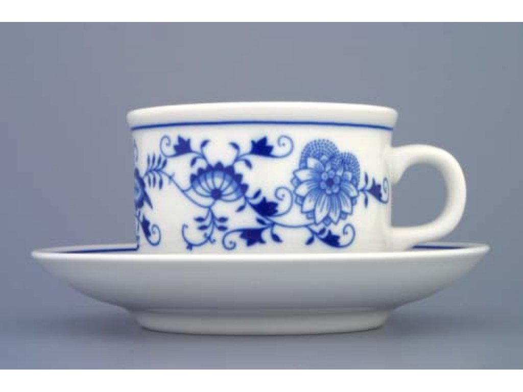 Zwiebelmuster Cup Ben M with Saucer Ben M  0.23L + 15.3cm, Original Bohemia Porcelain from  Dubi